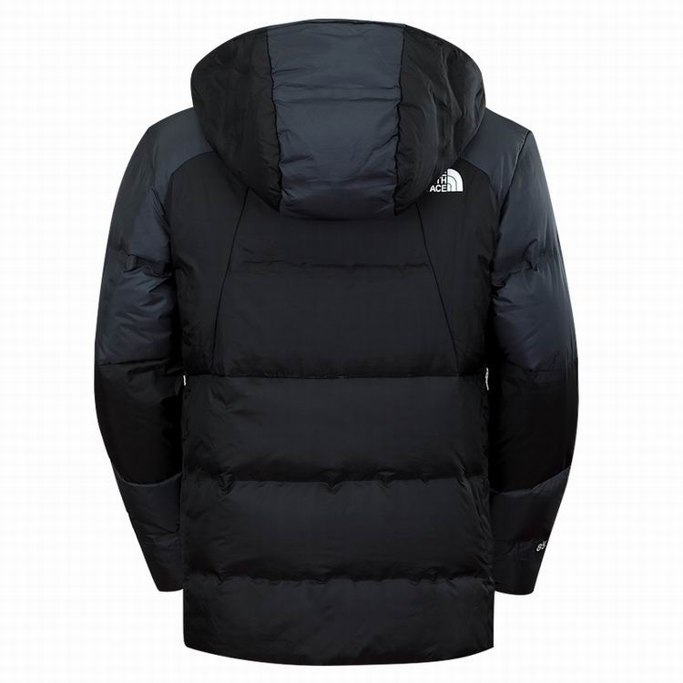 The North Face Men's Outwear 38